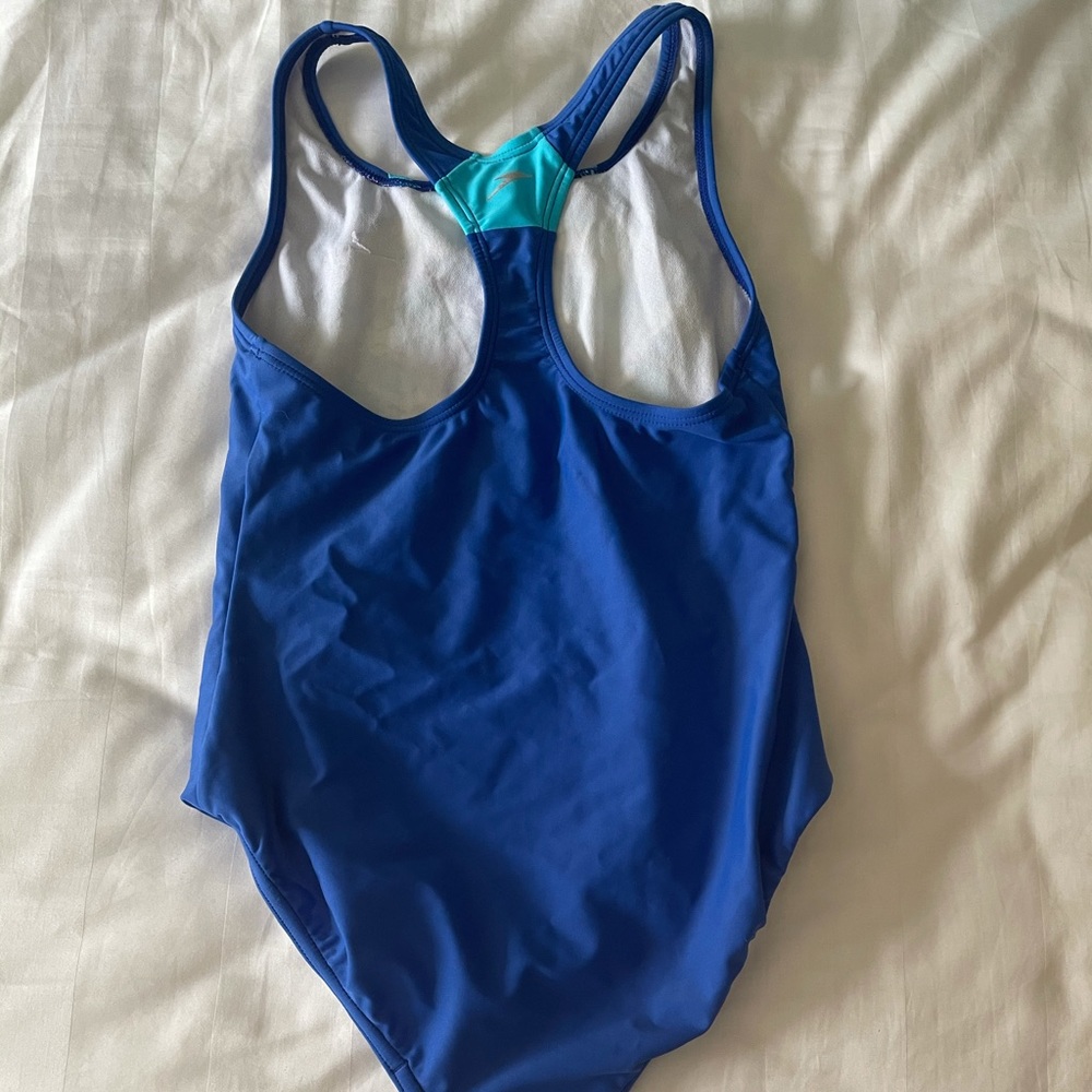 Swimsuit - Picture 2 of 4